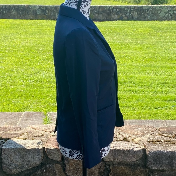 The Children's Place Size 10 Navy Blue Children's Blazer with Two Buttons - Picture 5 of 9